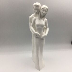 Coalport Moments In Love Bone China Figurine Made in England 2000